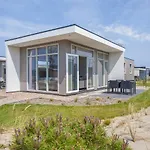 木屋 Europarcs Poort Zeeland 海勒武特斯莱斯