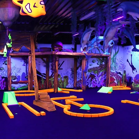 Europarcs Poort Zeeland Шале *